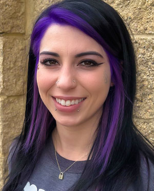 Bailey Stylist and Fringe Salon in Anoka